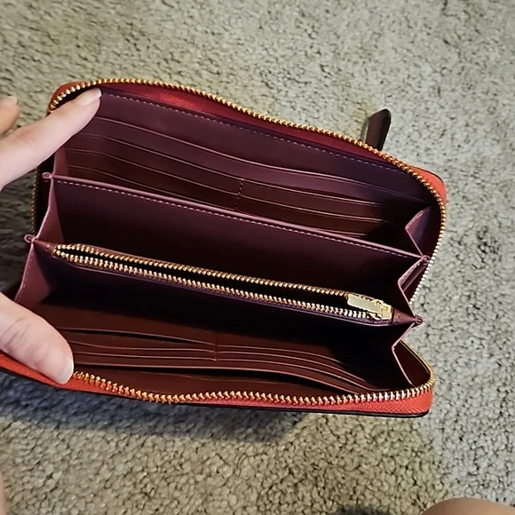 Wallet - Picture 3 of 3